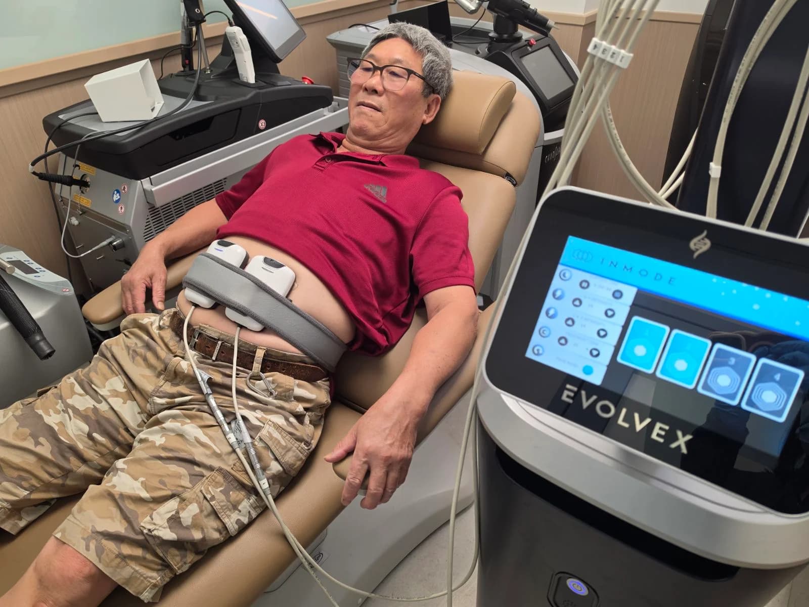 EvolveX treatment session
